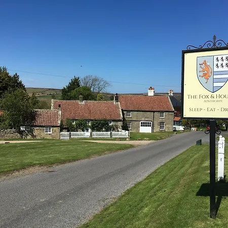 Mini-hôtel The Fox & Hounds & Pods Danby