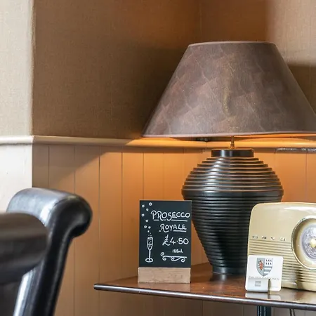 Inn The Fox & Hounds & Pods Danby