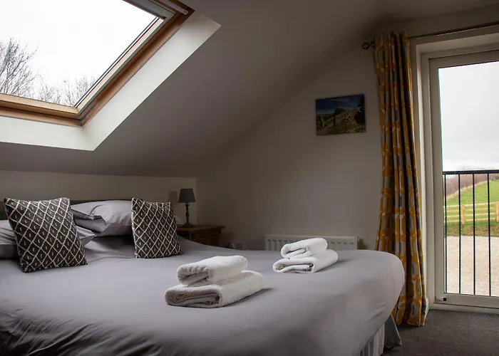 The Fox & Hounds & Pods Mini-hôtel Danby