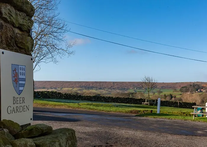 The Fox & Hounds & Pods Mini-hôtel 4*