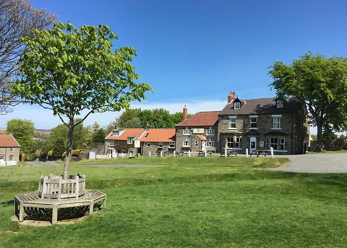 The Fox & Hounds & Pods Danby